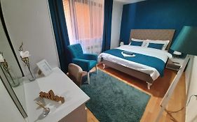 Apartman Lara
